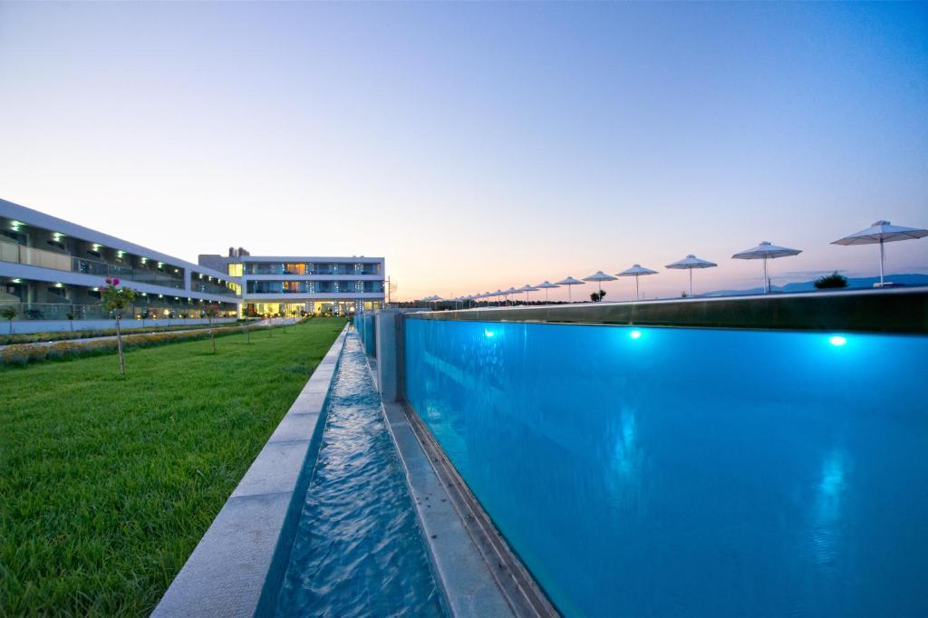 Buca Beach Resort Messíni Екстериор снимка